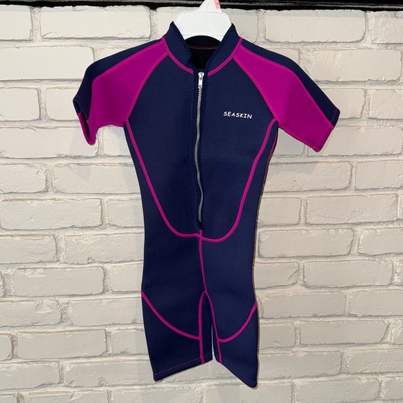 Kids wetsuit size 6 Seaskin brand new without tags - Picture 1 of 6